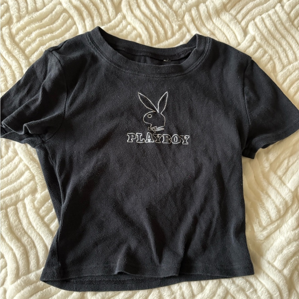 Black shirt